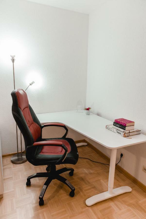 Luxury Flat Between Cologne And Bonn And Phantasialand Bruhl Веселинг Екстериор снимка